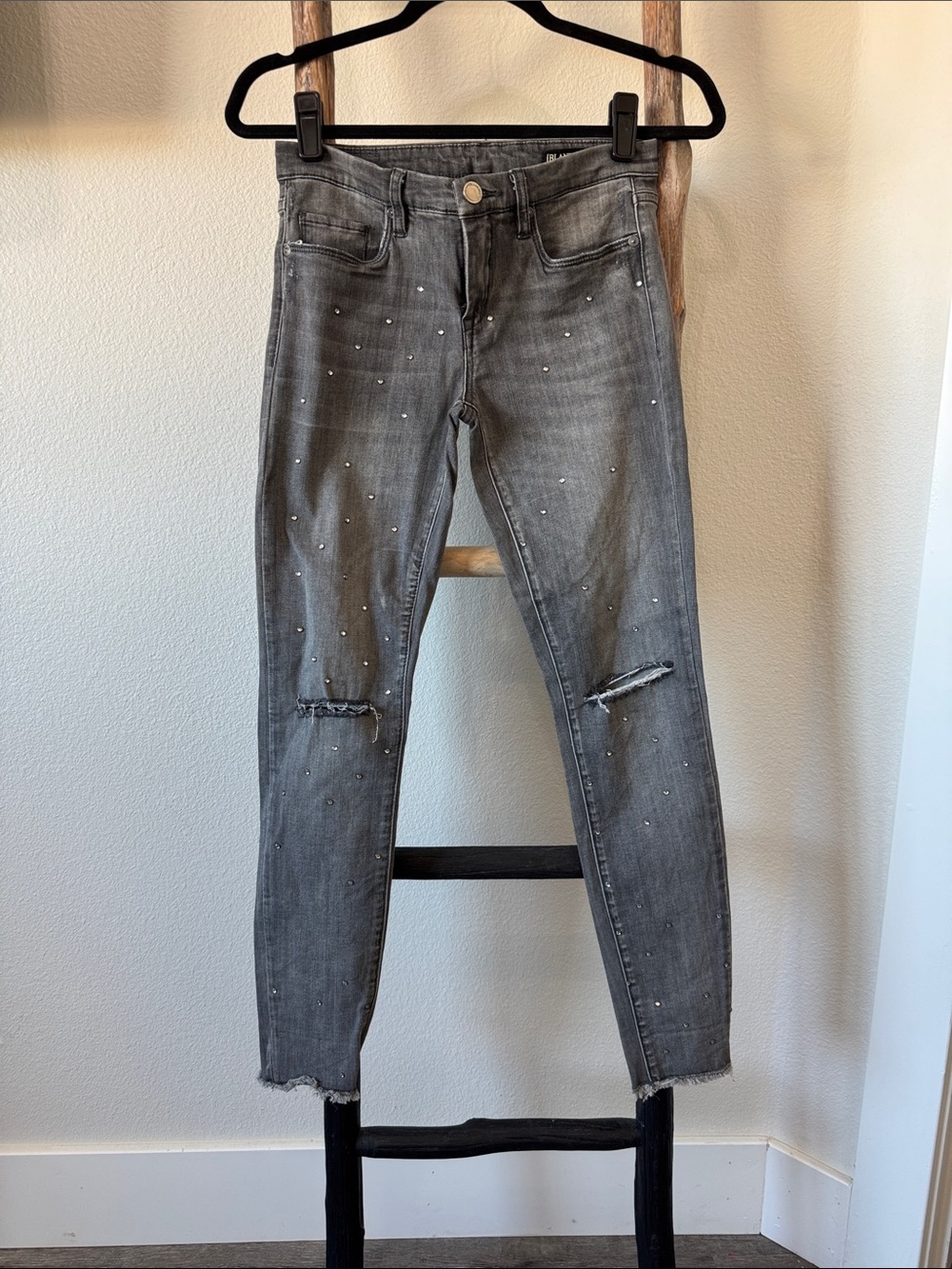 Vintage Blank NYC Gray Rhinestone Distressed Skinny Jeans